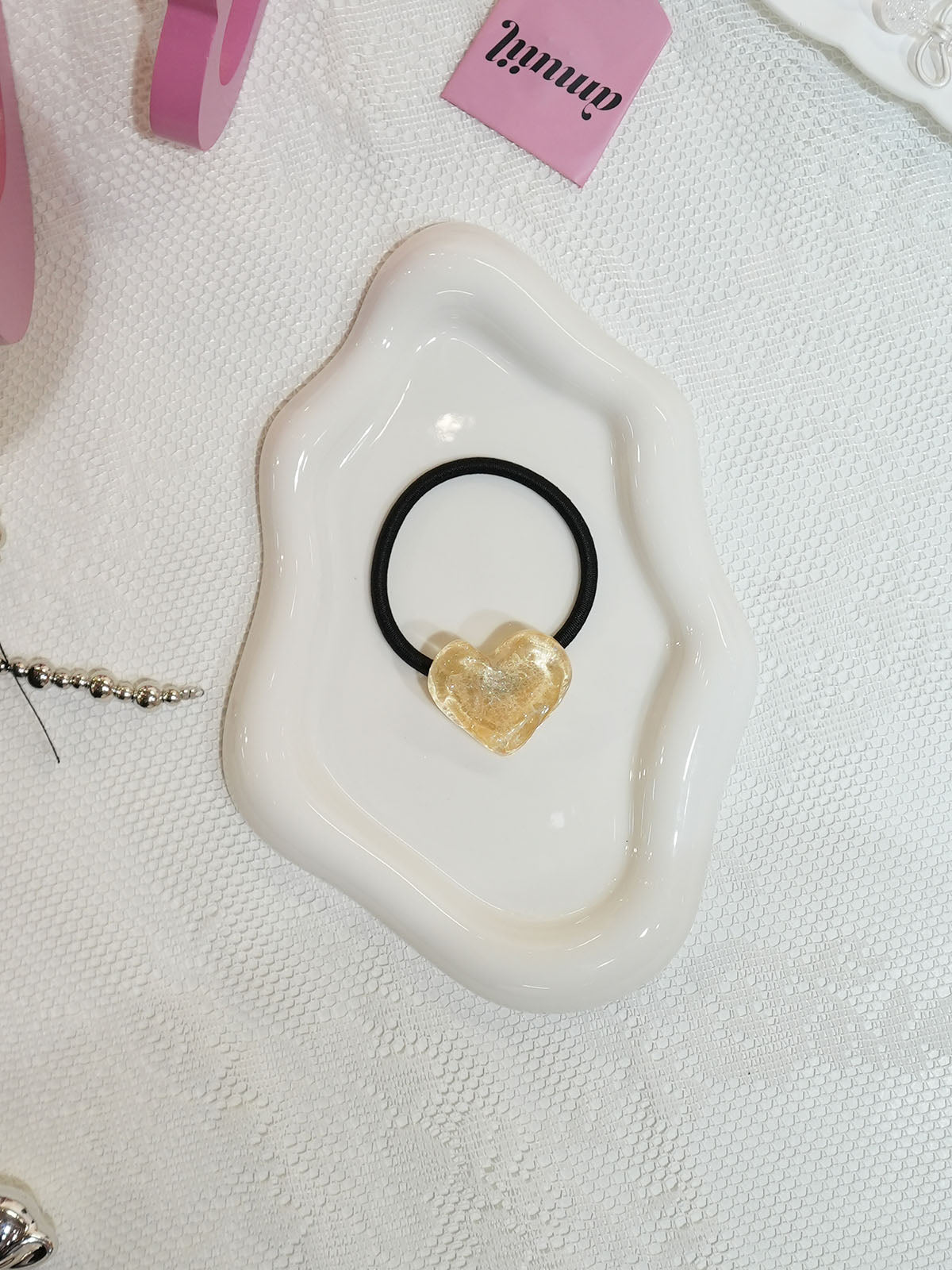 Heart hair tie