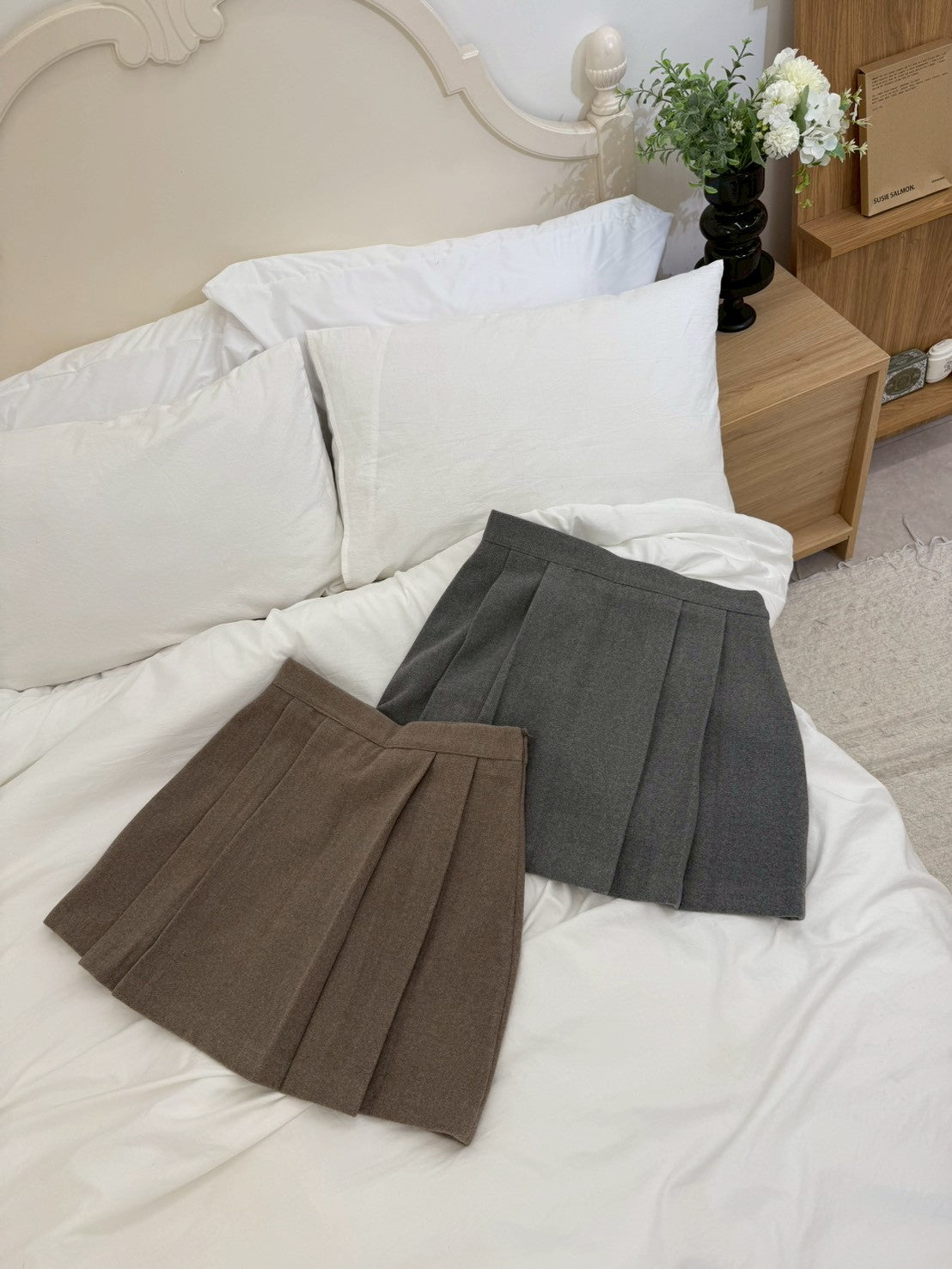 Classic Pleated Mini