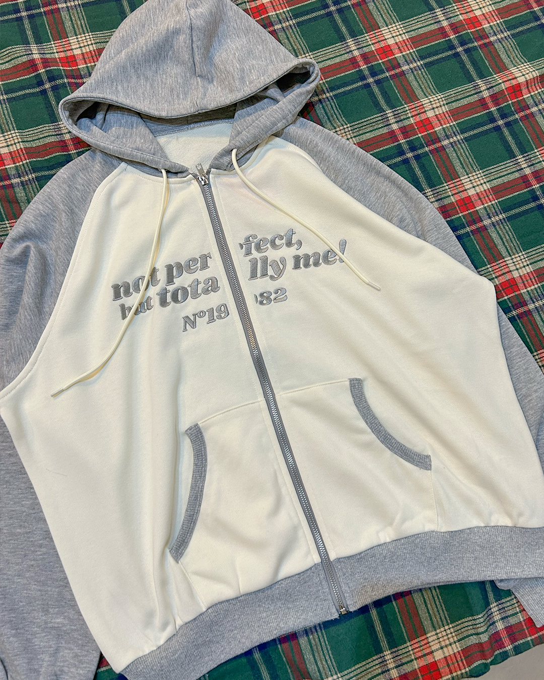 amuiil Two-Tone Hoodie