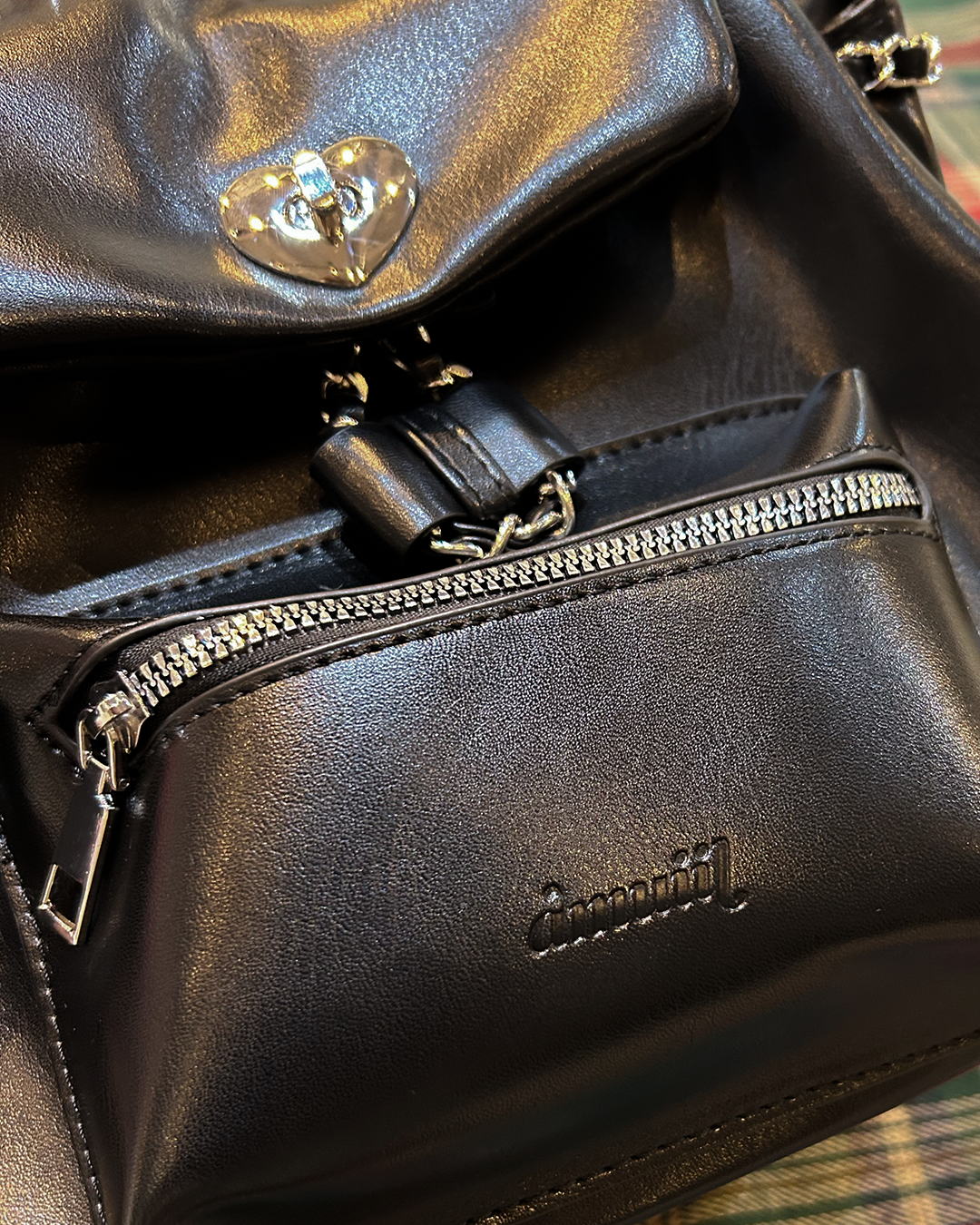 amuiil Heart Chain Mini Ruck