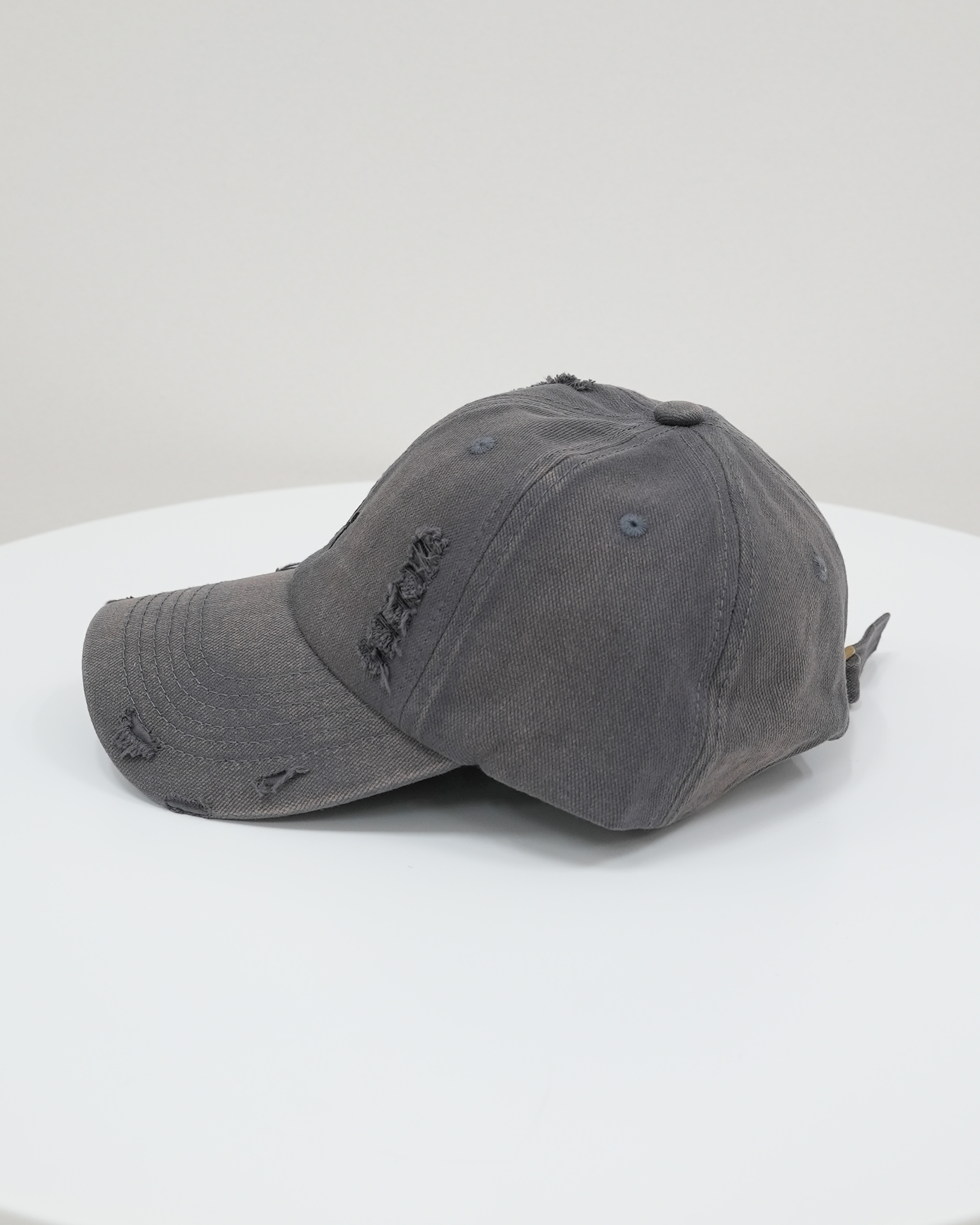 【予約】Original Embroidered damage Cap