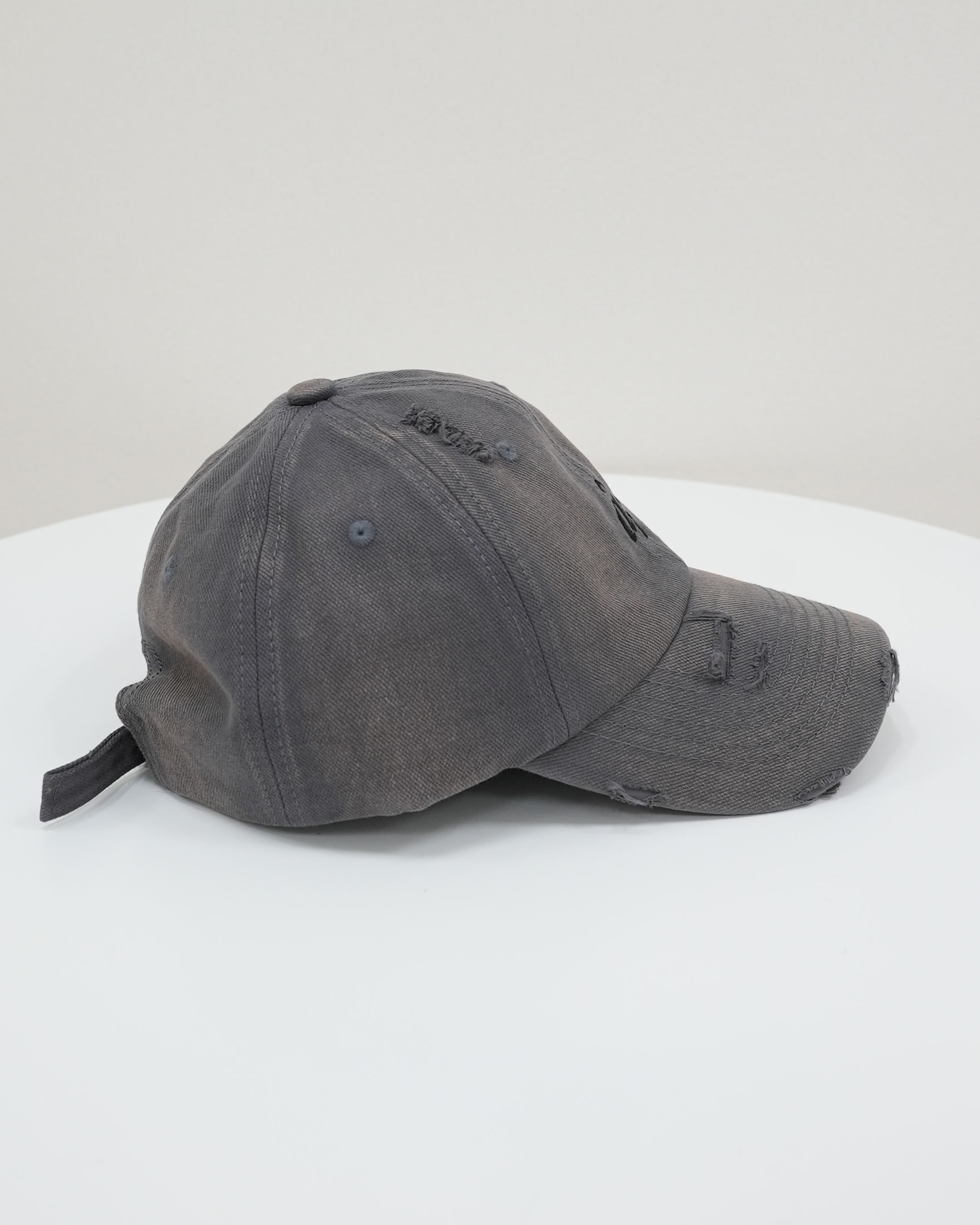 【予約】Original Embroidered damage Cap