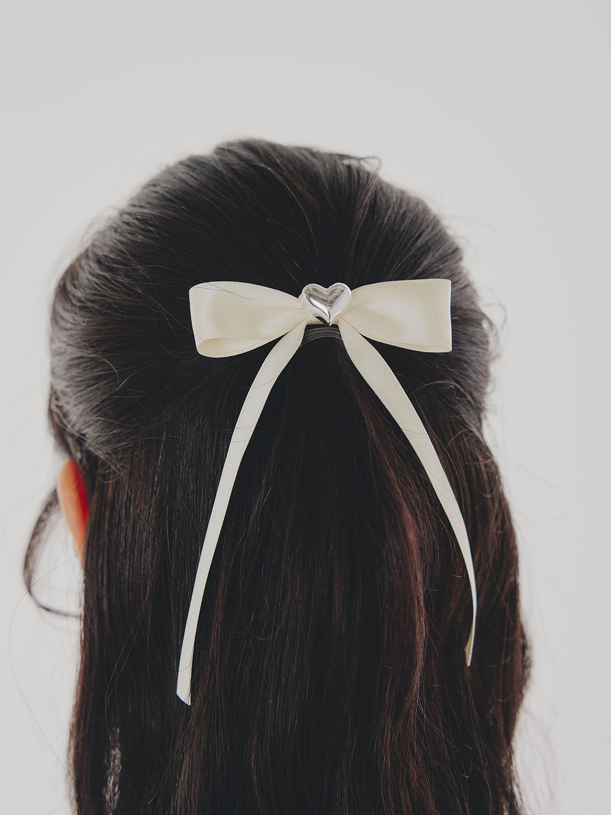 Ribbon hair clip